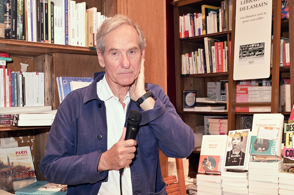 Jean Paul Mari reçoit un Transfuge pour son book "Oublier La Nuit"
