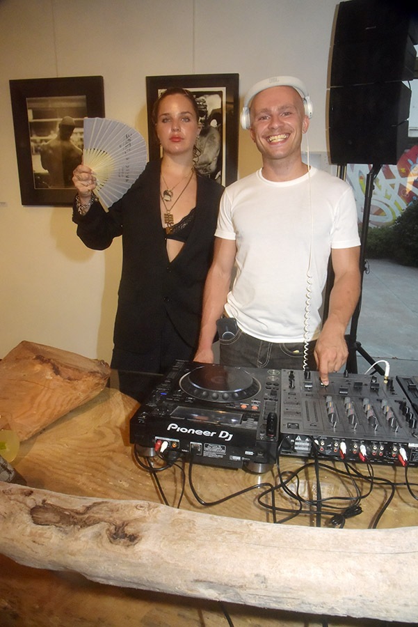 Photographer/DJ Lola Beauvallet , sa clim et DJ Theo Bellemare
