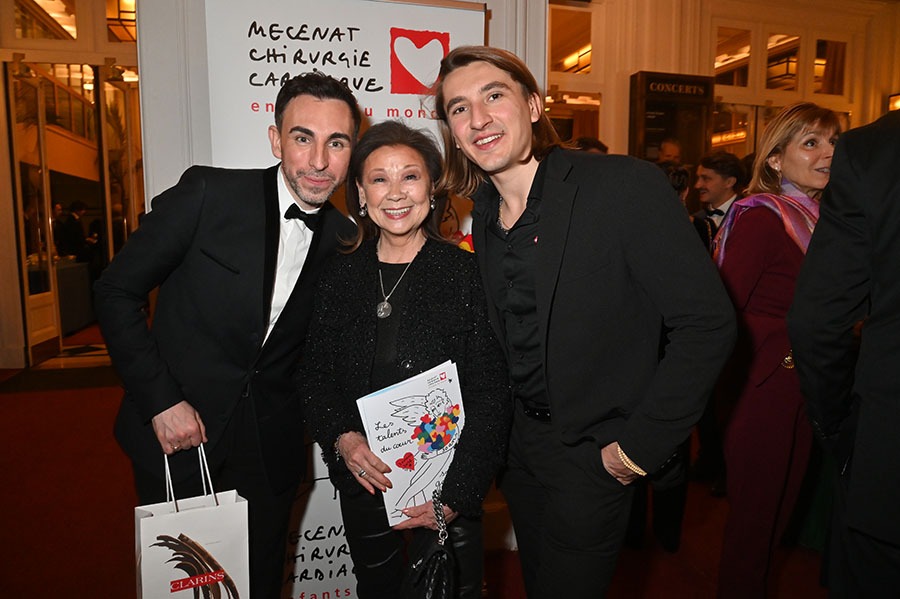 Jeanne d'Hauteserre sandwiche entre Jordan de Luxe et le piano virtuose Marco Poingt !