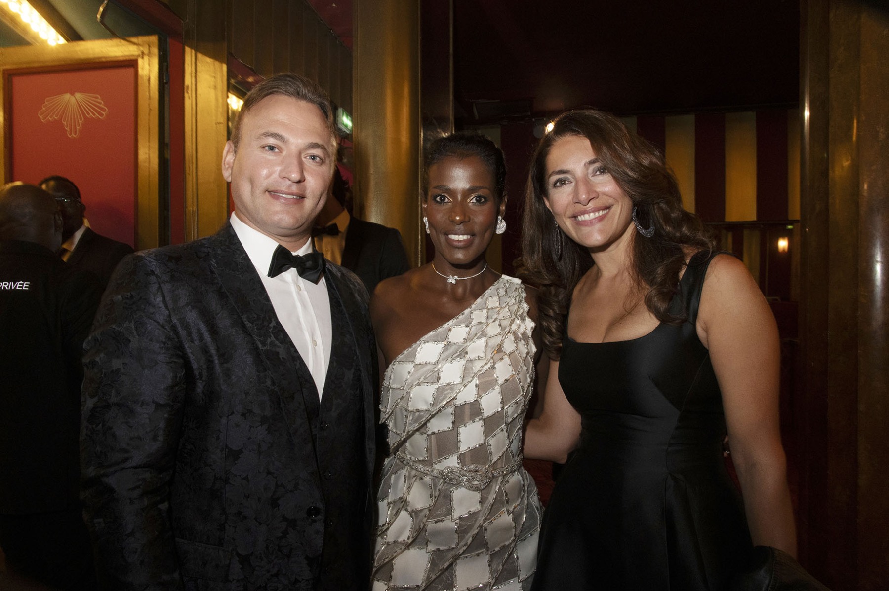 Le Tenor Valentino Buzza (Orphée), soprano Mariam Battistelli (Eurydice) et Caterina Murino