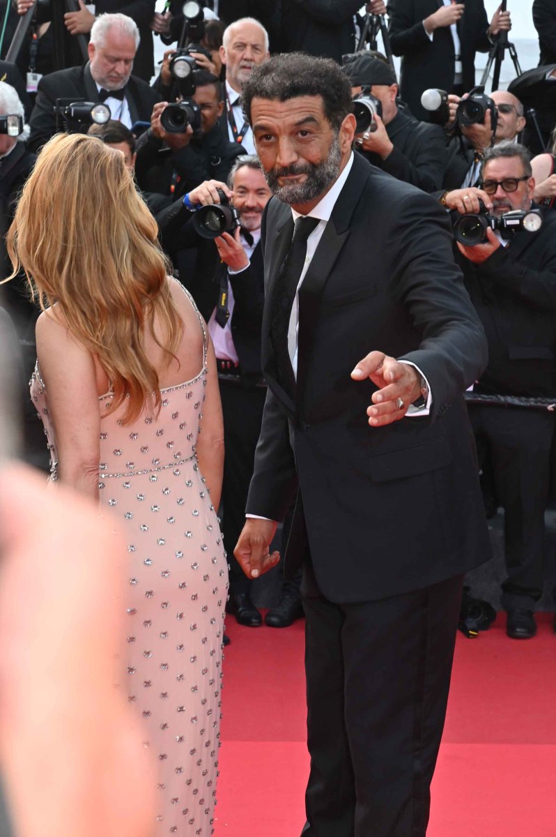 Ramzy Bedia sous le feu des photogrraphes