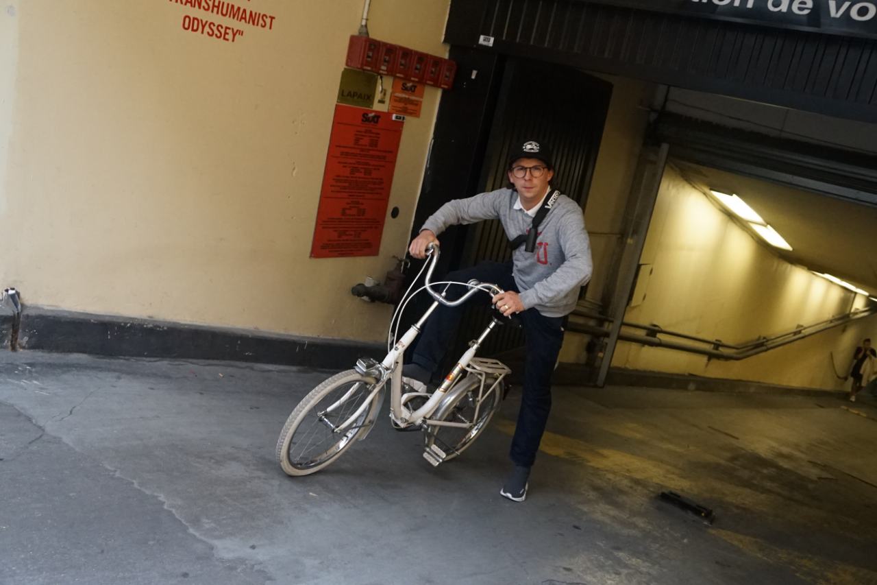 Paul de Maupéou en mode Biker
