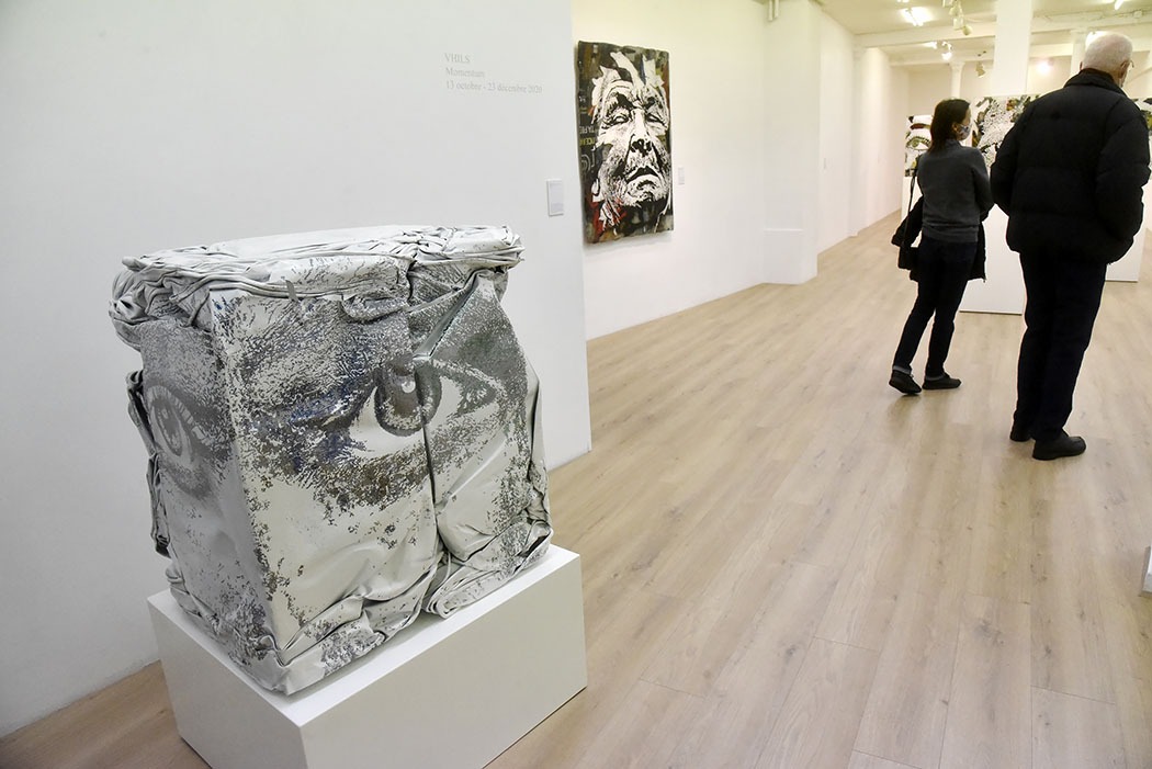 Galerie Magda Danysz ambiance expo Vhils Momentum