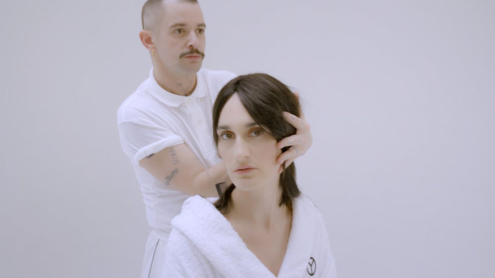 Parole Kate Bush Running Up That Hill Traduction YELLE, AGITATRICE POST-DISCO - TECHNIKART